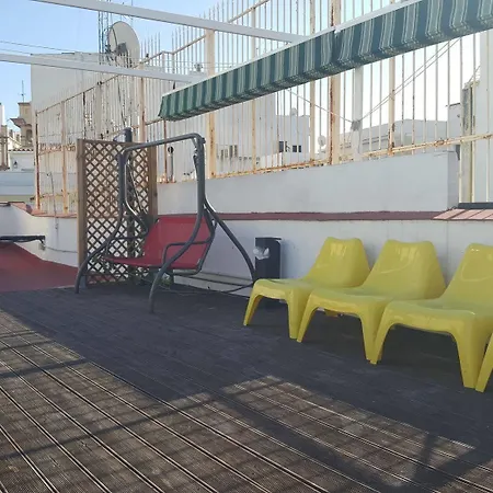 Nuevo Pino Pensión 2*