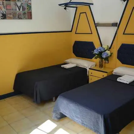 Nuevo Pino Penzion Sevilla